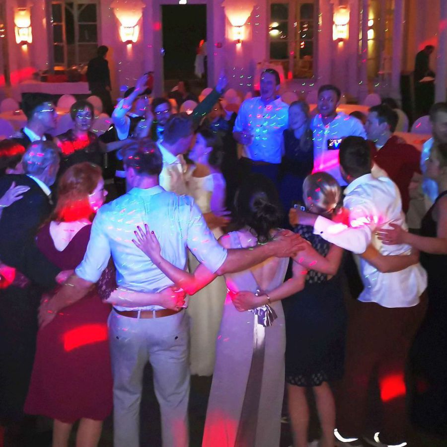 dj-hochzeit-zollenspieker-fährhaus-hamburg -diskjockey-event-geburtstag-firmenfeier-party