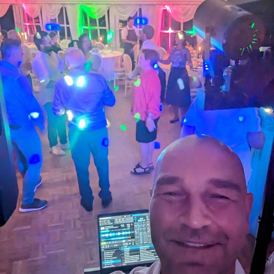 dj Reinbek, hochzeits-dj reinbek, mobiler diskjockey hochzeit, dj hochzeitsparty, dj hochzeitsfeier, dj hochzeit preis, dj für hochzeit suchen