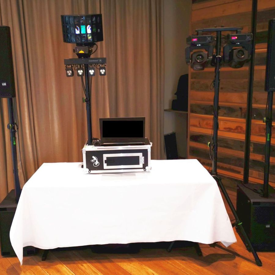 dj geesthacht, hochzeits-dj geesthacht, mobiler diskjockey hochzeit, dj hochzeitsparty, dj hochzeitsfeier, dj hochzeit preis, dj für hochzeit suchen