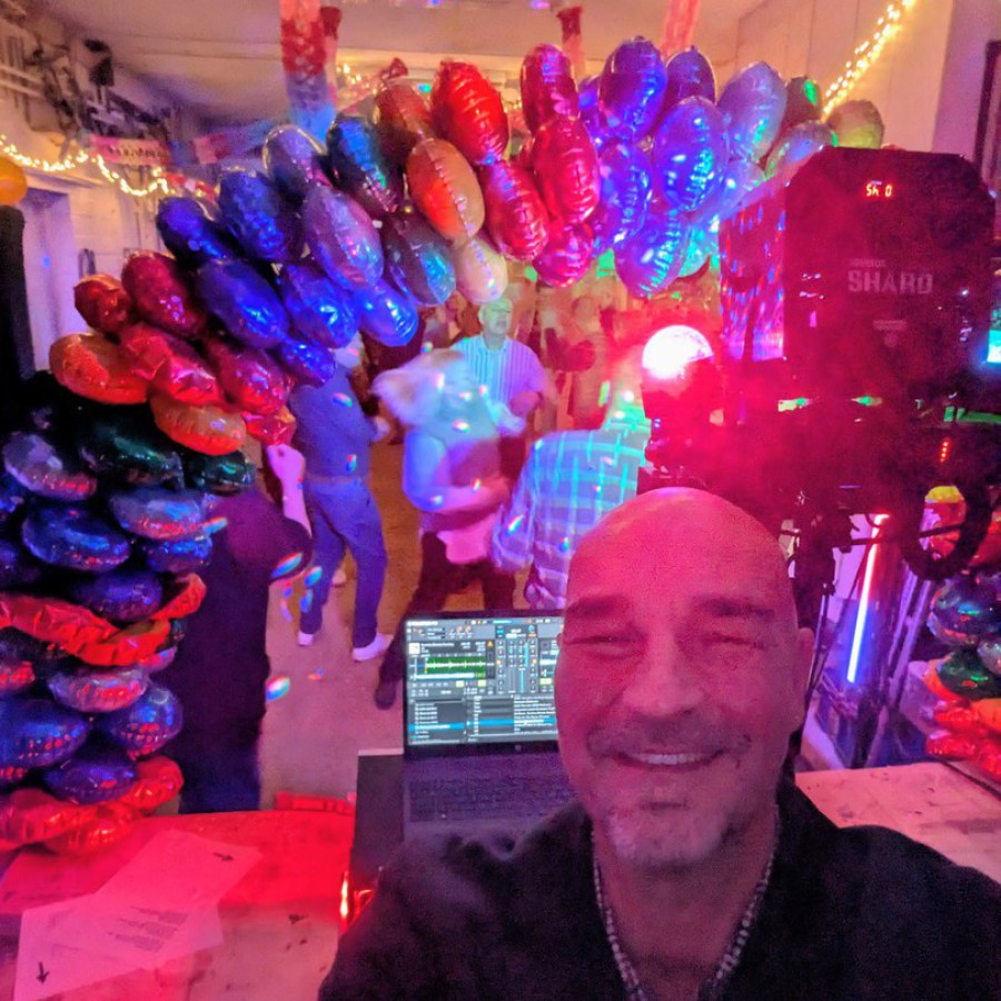 dj hamburg, geburtstags dj hamburg, mobiler diskjockey geburtstag, dj geburtagsparty, dj geburtstag preis, dj für geburtstag suchen