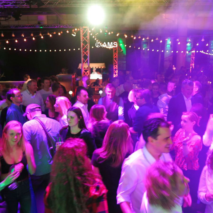 DJ Aumühle, Hochzeitsdj Aumühle, Event DJ Aumühle, Diskjockey Aumühle, Party DJ Aumühle, Geburtstags DJ Aumühle, DJ Weihnachtsfeier Aumühle