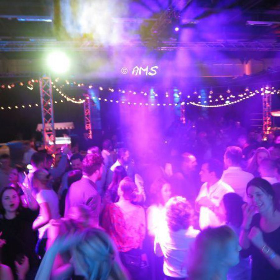 dj weihnachtsfeier hamburg, dj weihnachtsfeier, dj firmenfeier, dj betriebsfeier, dj firmenevent, dj weihnachtsfeier lüneburg, diskjocley weihnachtsfeier