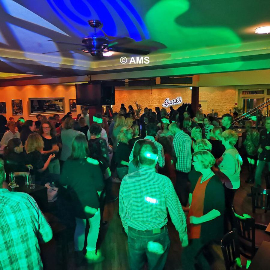 DJ firmenevent hamburg, dj firmenevent lüneburg, dj betriebsfeier, dj firmenfeier, dj betriebsfest, dj event, party dj, diskjockey für firmenevent