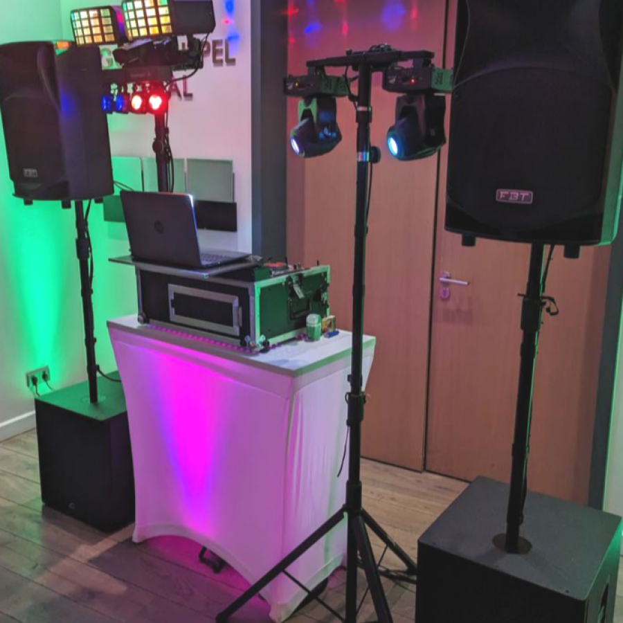 Dj schwarzenbek, hochzeits-dj schwarzenbek, mobiler diskjockey hochzeit, dj hochzeitsparty, dj hochzeitsfeier, dj hochzeit preis, dj für hochzeit suchen