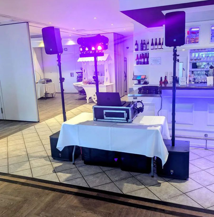 Dj marschacht, hochzeits-dj marschacht, mobiler diskjockey hochzeit, dj hochzeitsparty, dj hochzeitsfeier, dj hochzeit preis, dj für hochzeit suchen