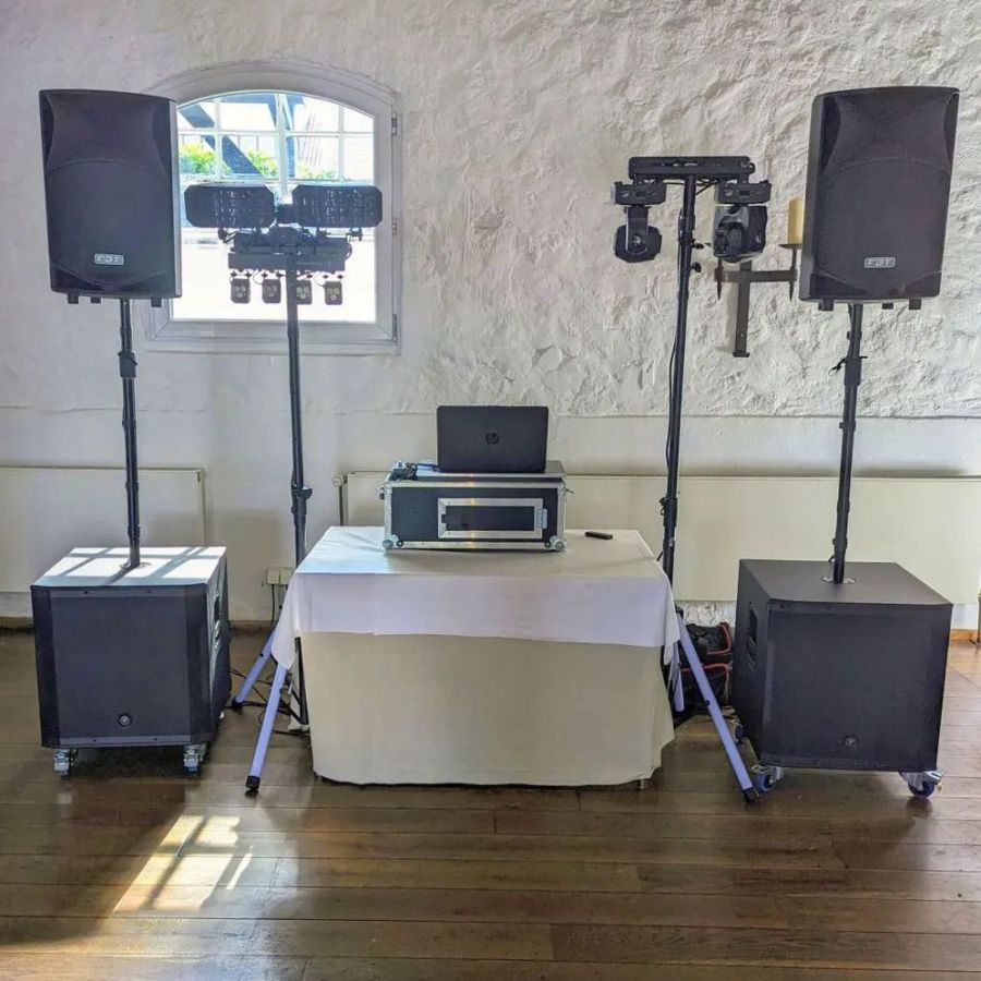 Dj winsen luhe, hochzeits-dj winsen luhe, mobiler diskjockey hochzeit, dj hochzeitsparty, dj hochzeitsfeier, dj hochzeit preis, dj für hochzeit suchen
