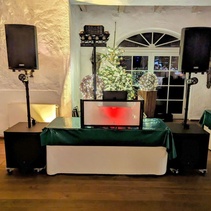 Dj kaltenkirchen, hochzeits-dj kaltenkirchen, mobiler diskjockey hochzeit, dj hochzeitsparty, dj hochzeitsfeier, dj hochzeit preis, dj für hochzeit suchen