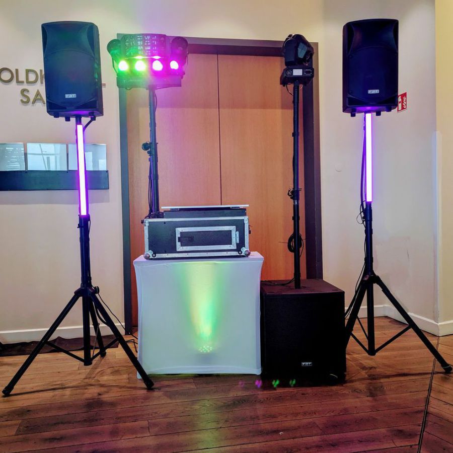 Hochzeits-DJ Norderstedt & Umgebung - Mobiler Diskjockey für Events aller Art wie Geburtstag, Firmenfeier, Weihnachtsfeier - Party DJ Norderstedt